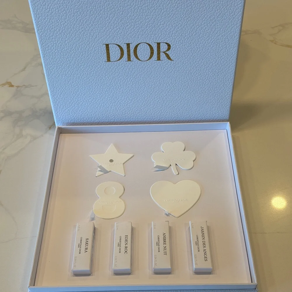 Brand new in box- Dior Home Ceramic Diffuser Charms & Dior Beauty Privee Set